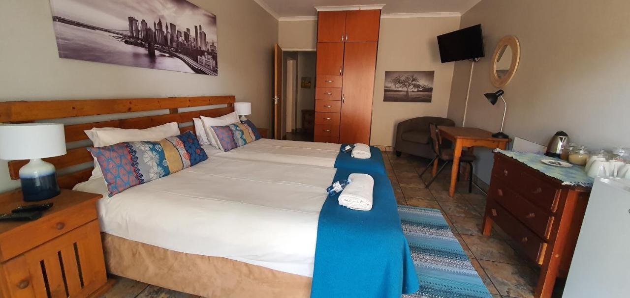 Aero Lodge Guest House Middelburg  Exterior photo